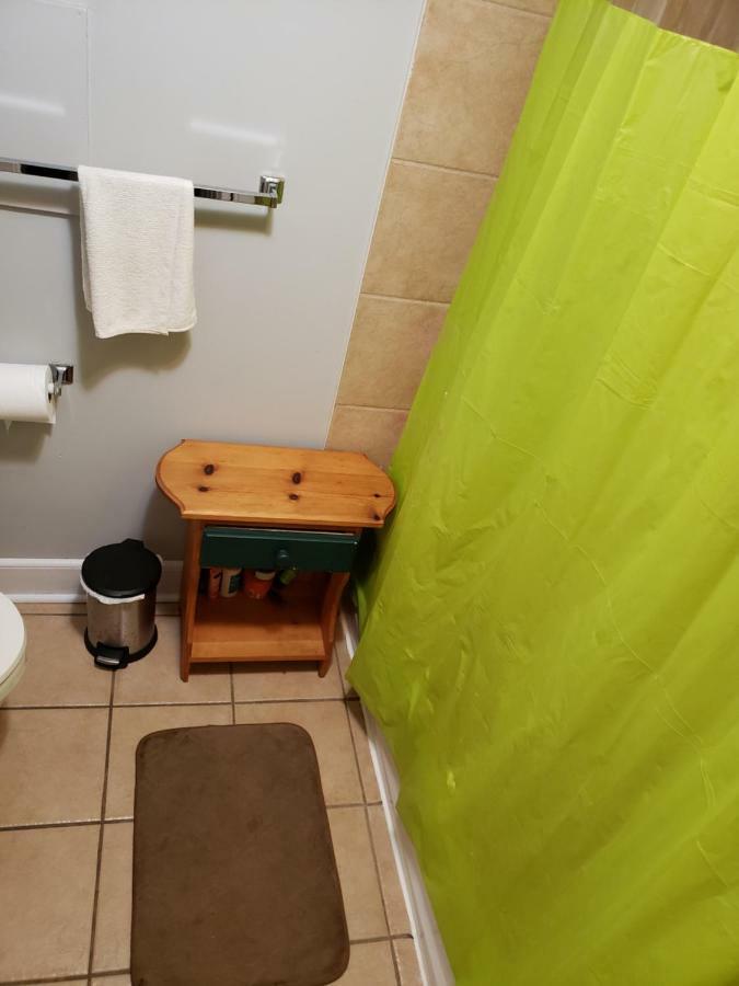 Private Room In Downtown Halifax Exterior foto