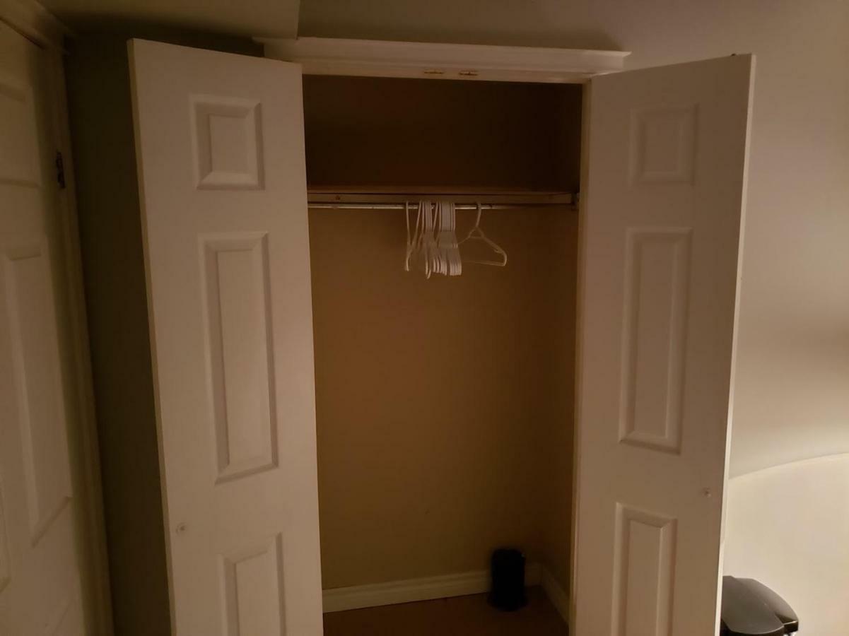 Private Room In Downtown Halifax Exterior foto